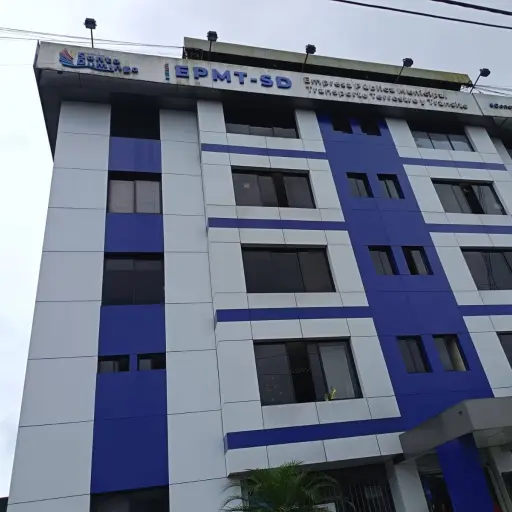 Concejales de Santo Domingo denuncian presuntas irregularidades en la Empresa Pública Municipal de Tránsito