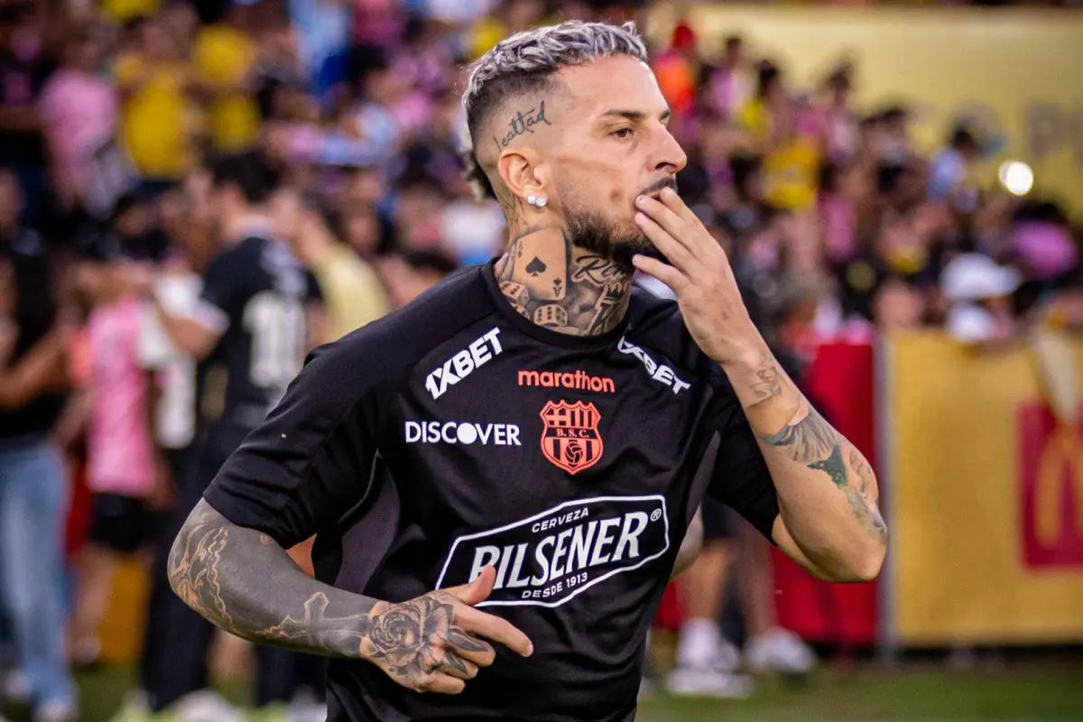 Darío Benedetto podría ir desde el once inicial., Barcelona SC.