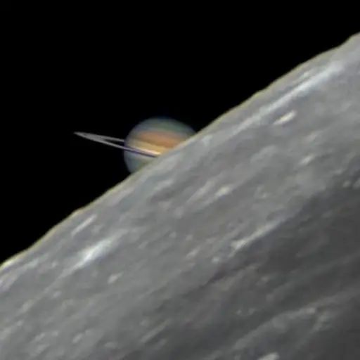 Revelan que una luna de Saturno podría haberse formado por una impactante colisión de satélites