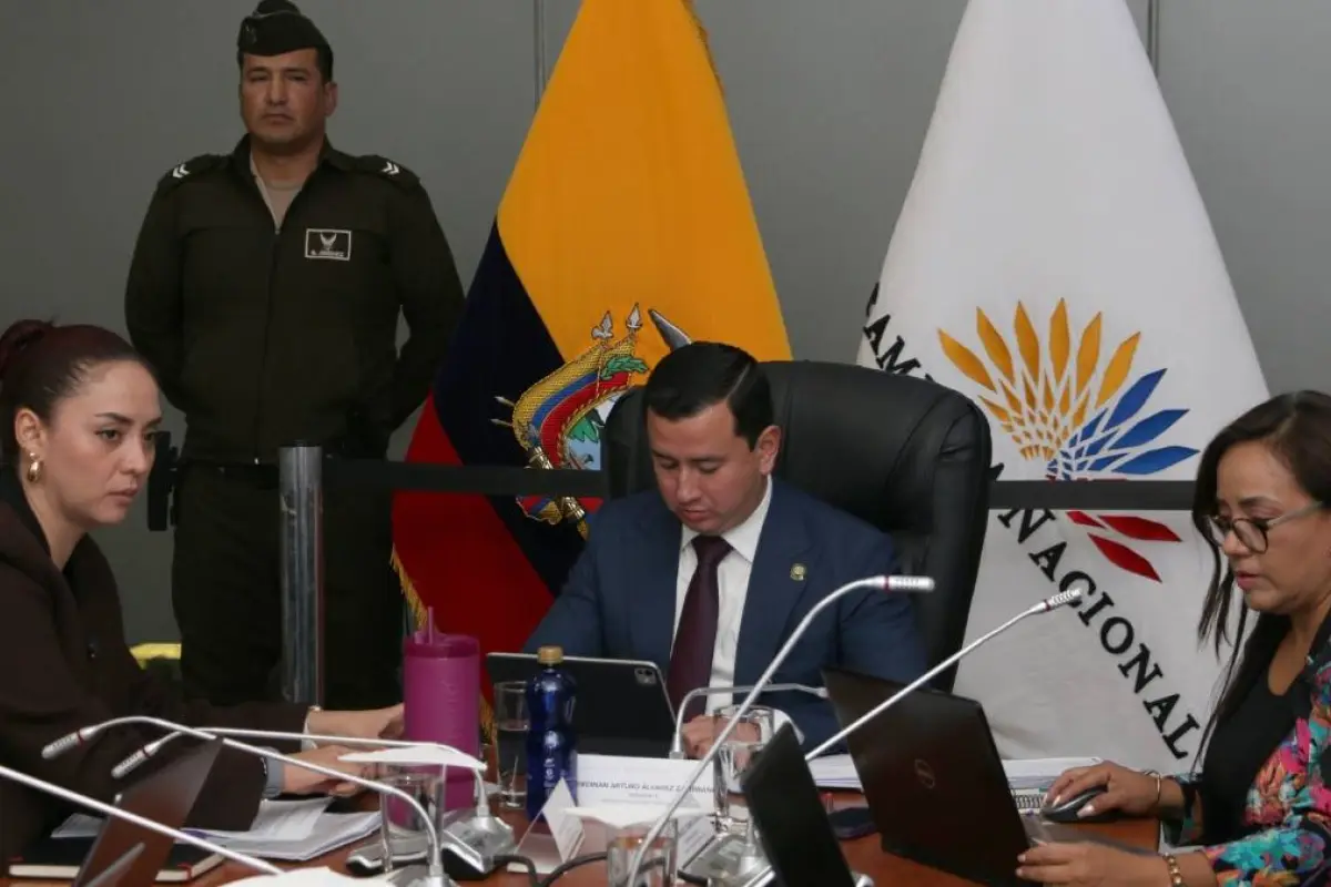 Mario Godoy está a un paso de la censura legislativa, hubo unanimidad en la Comisión de Fiscalización.