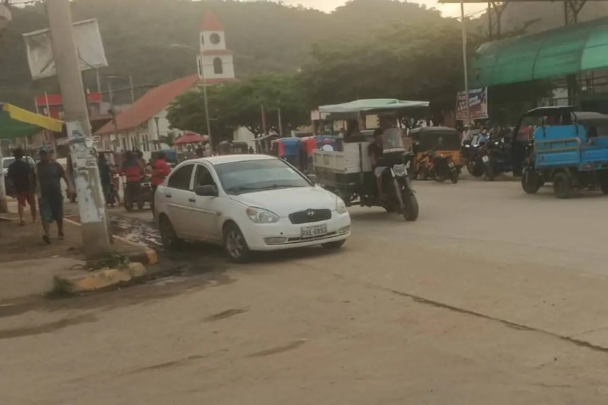 El gremio de los mototaxistas estuvo pendiente sobre la búsqueda de Pedro Castillo., Cortesía