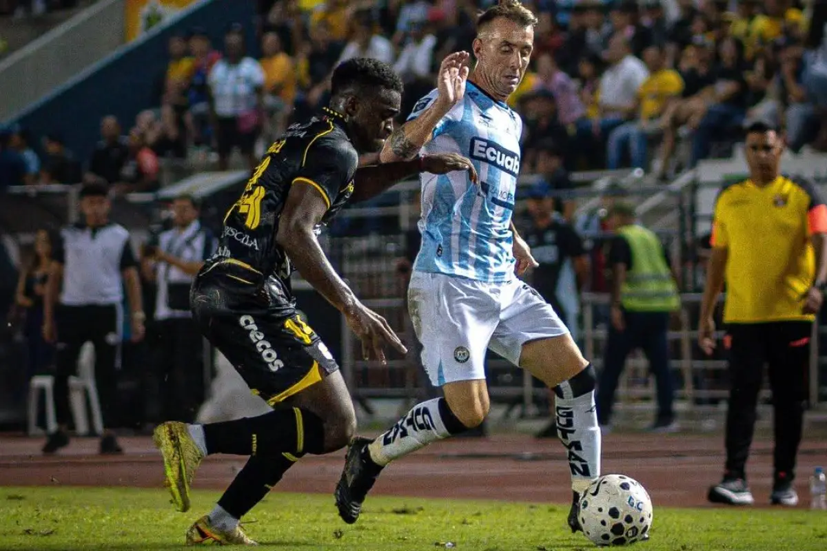 Damián Díaz accede a aplazar deuda de Barcelona SC.
