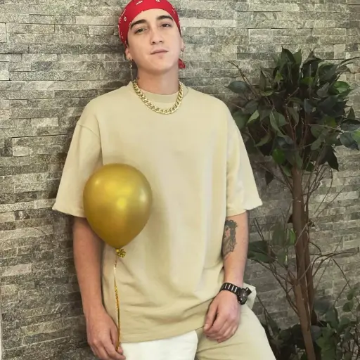 Anthony Swagg anuncia un giro en su vida digital y decide priorizar su salud mental y su familia