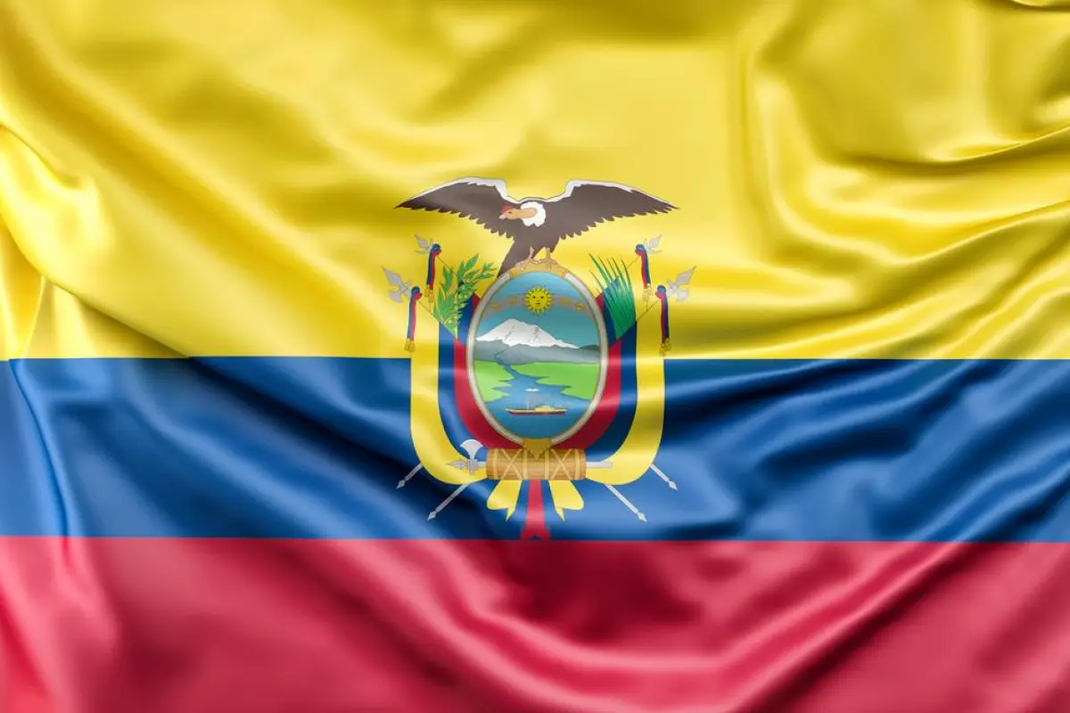 Comisión Nacional Anticorrupción presenta pronunciamiento sobre crisis sanitaria y compras públicas en Ecuador.
