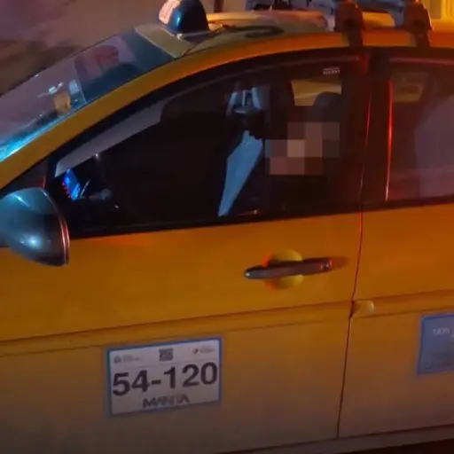 Taxista fue asesinado de varios disparos en una zona céntrica de Manta