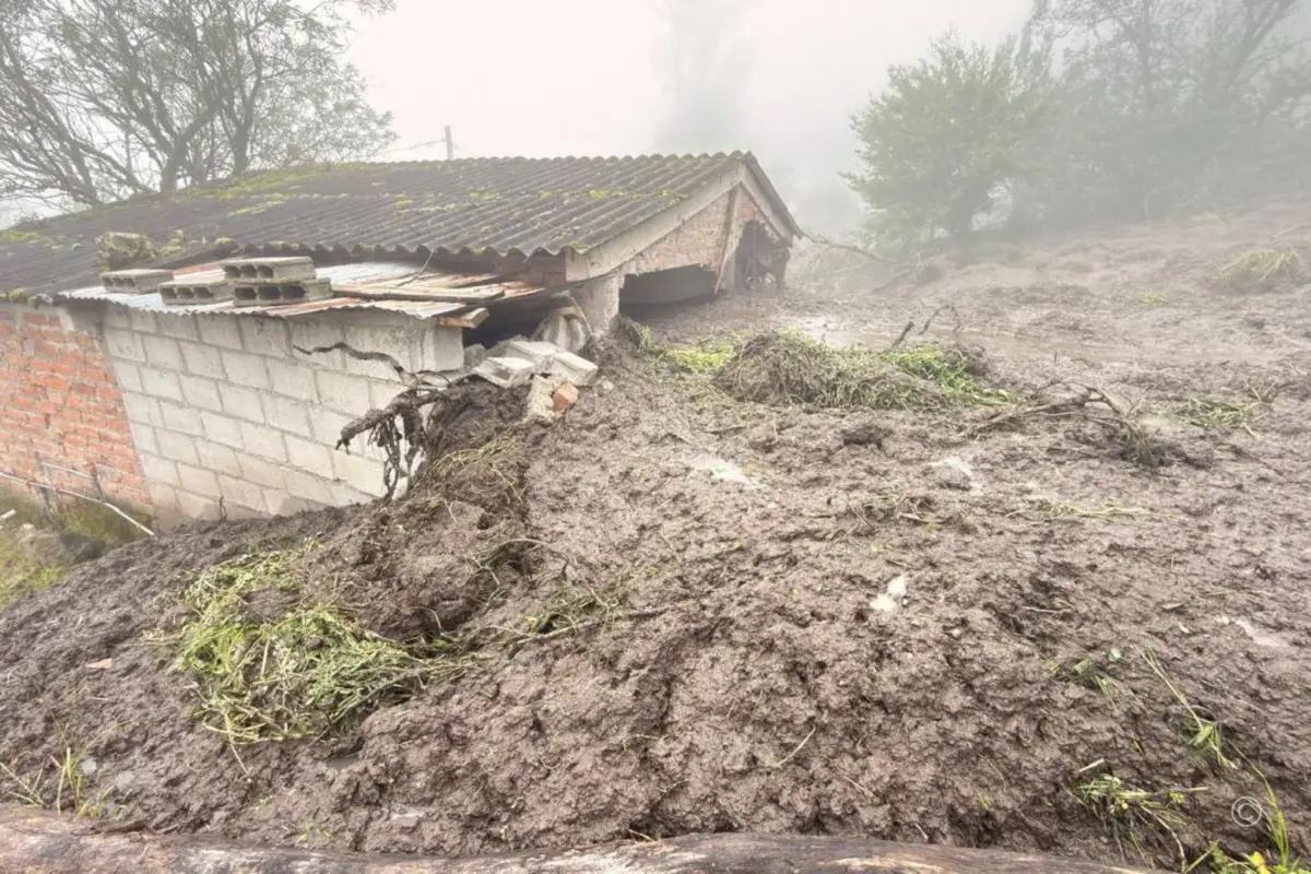 El pasado 13 de febrero también se afectador varias viviendas tras las fuertes lluvias en Alausí