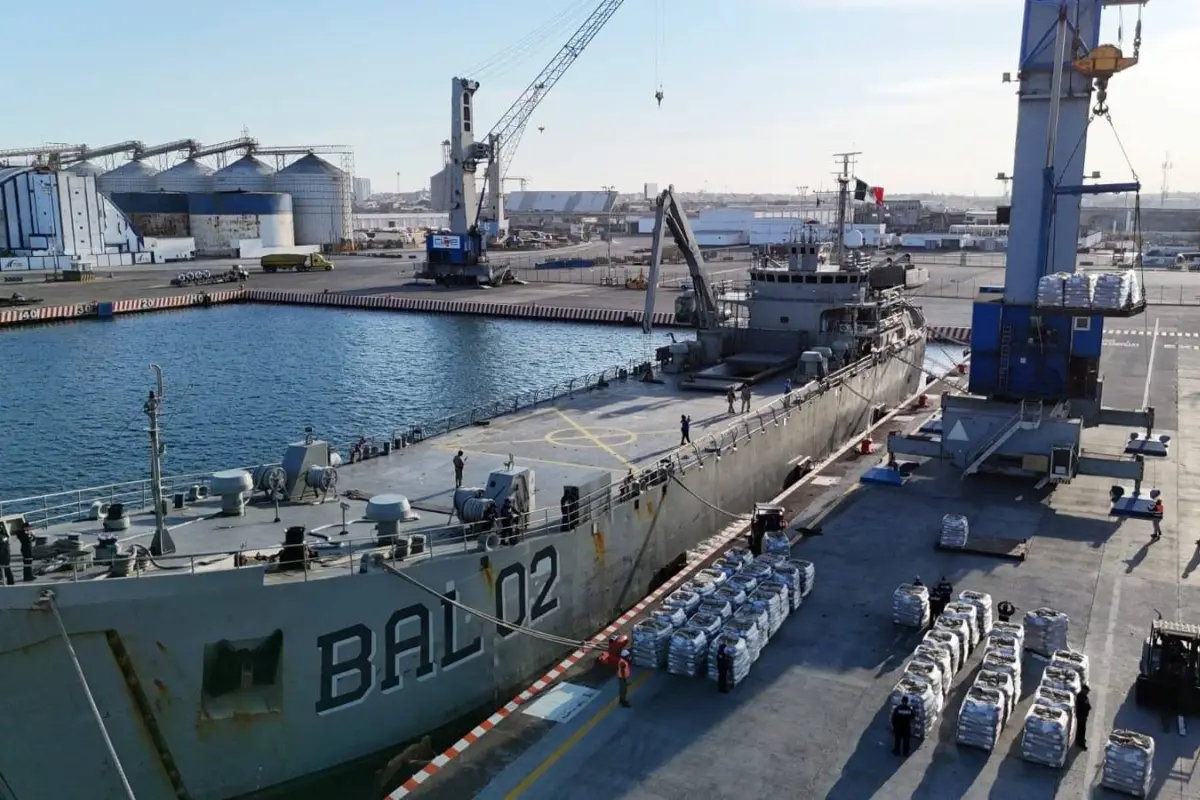 México envió a Cuba dos buques militares con más de 800 toneladas de ayuda humanitaria, Armada de México