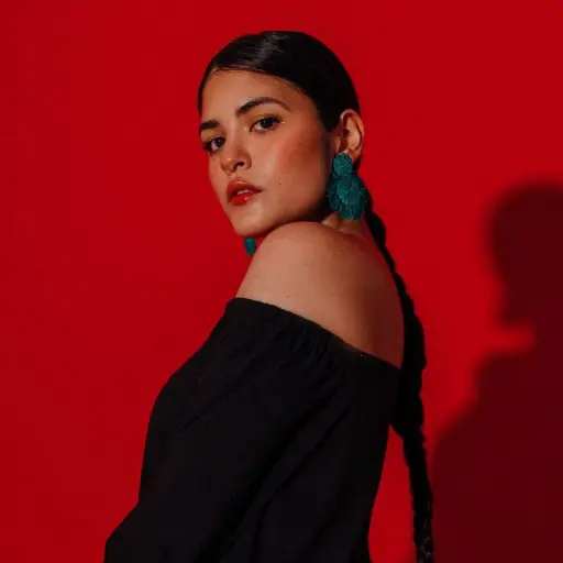 Ecuador vuelve a Viña del Mar: Brenda competirá en el festival latino más grande del mundo