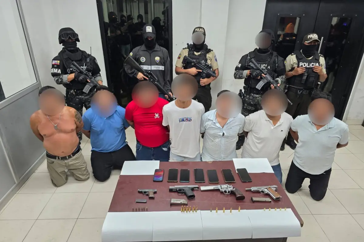 Más de 5.900 detenidos en Ecuador tras operativos policiales del primer mes.
