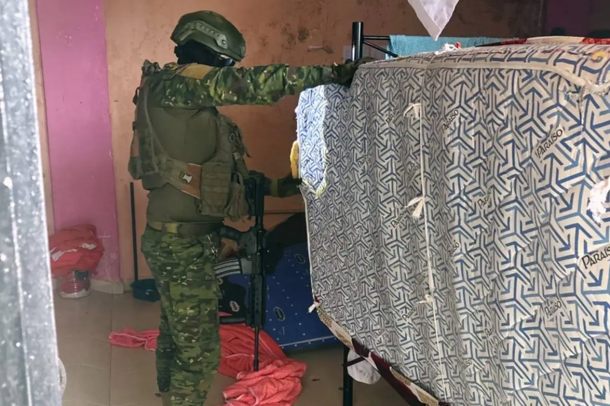 Intervención militar en Santo Domingo permitió decomiso de celulares en cárcel de mujeres