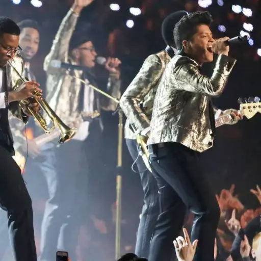 De Prince a Bad Bunny: las cinco actuaciones más emblemáticas del Super Bowl