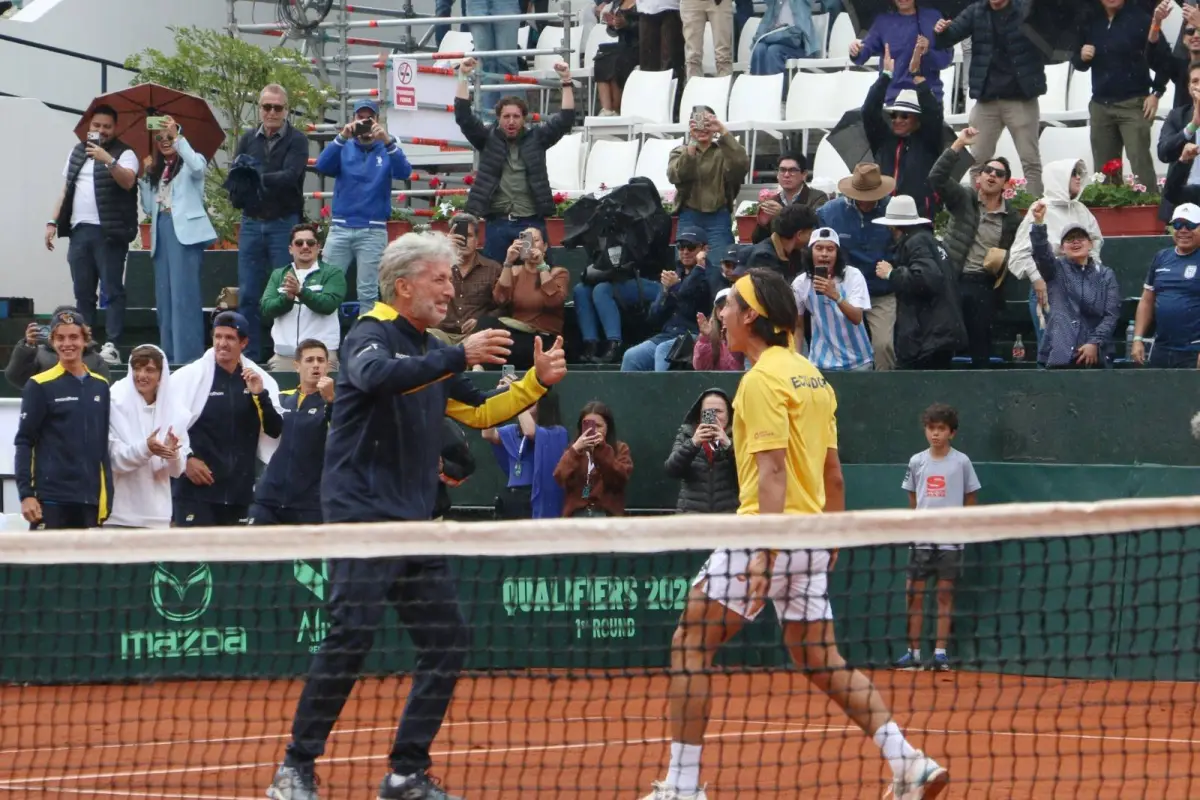 Ecuador gana primer punto en la Copa Davis, API