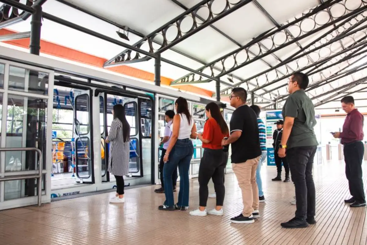 La Metrovía suspende la Parada Centro de Convenciones, Municipio de Guayaquil