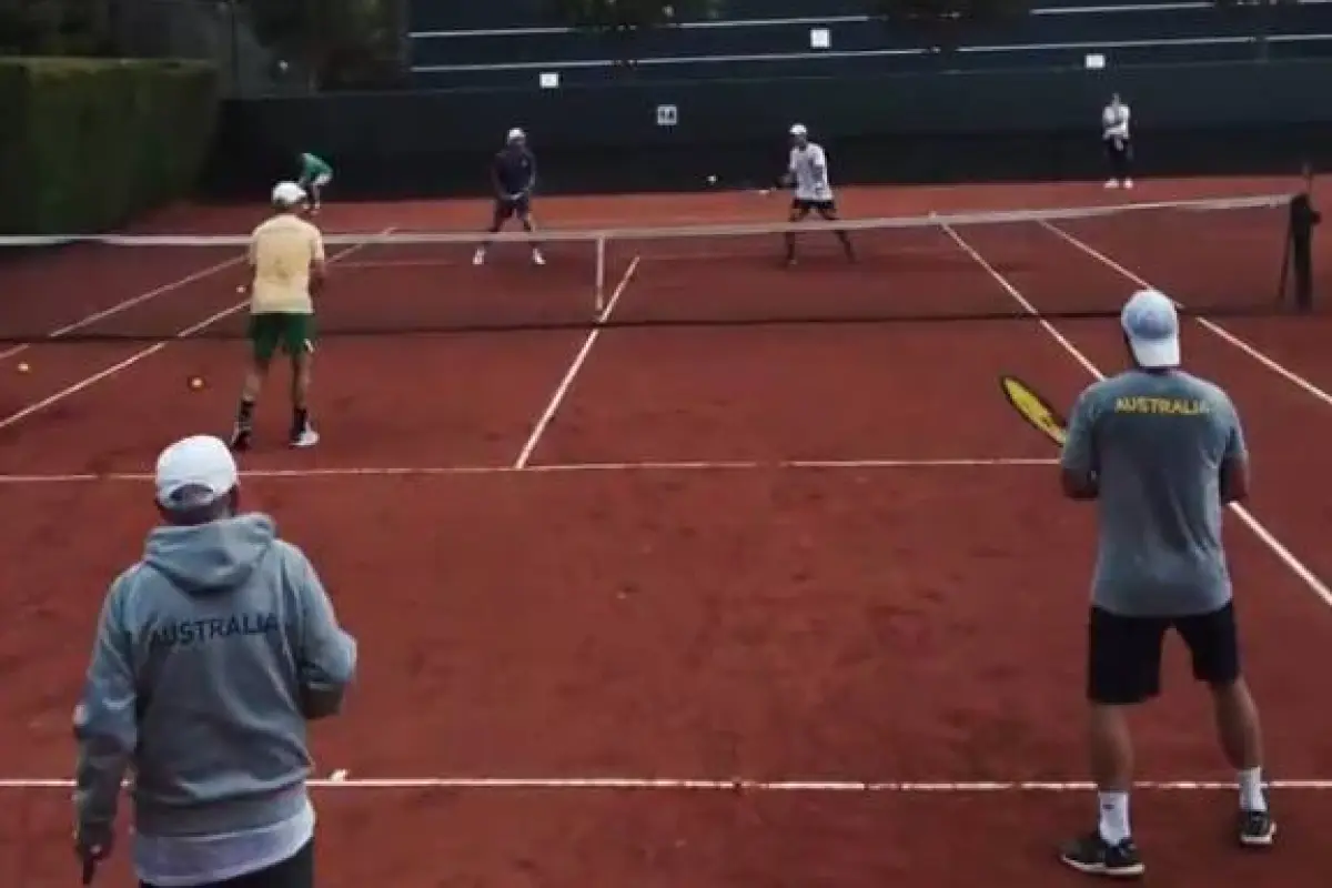 El equipo australiano en una sesión de entrenamiento en Quito., Captura de video FET.