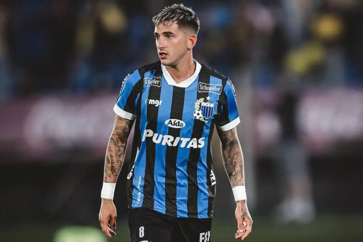 El mediocampista uruguayo Gonzalo Nápoli jugará en Emelec