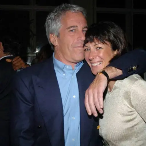 Quién es Ghislaine Maxwell, la figura clave en la red de tráfico sexual de Jeffrey Epstein