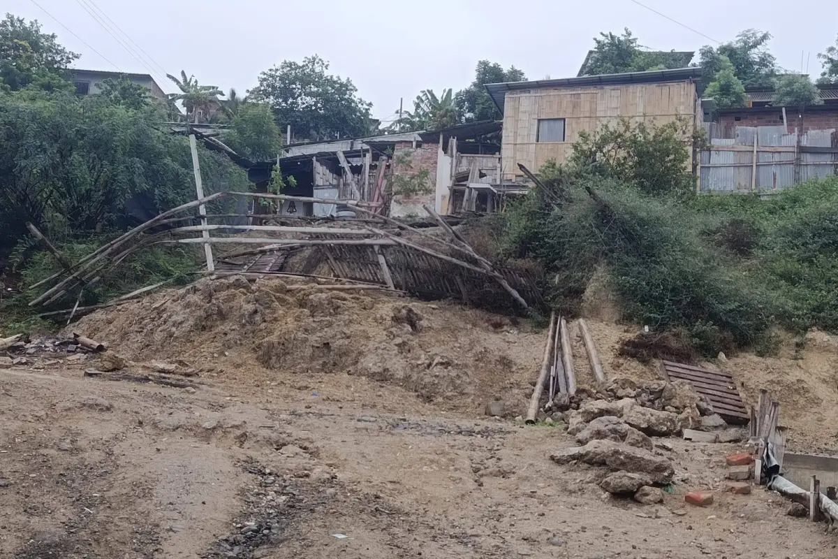Barrio Porvenir Alto es uno de los sectores propensos a deslizamientos en Manta., El Diario