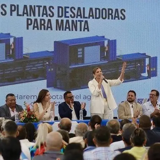 A un paso para contratar el proyecto de las desaladoras para Manta