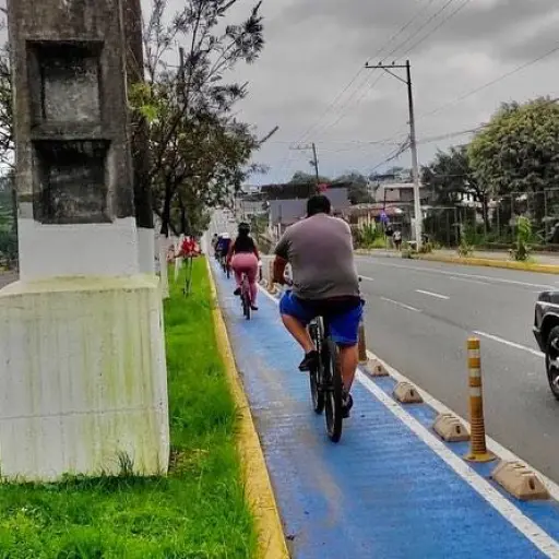 Concejal cuestiona inversión de 4 millones de dólares en ciclovías de Santo Domingo 