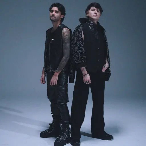 Christopher Vélez anuncia el estreno de “Bajo Cero”, su nueva colaboración con Erick Brian