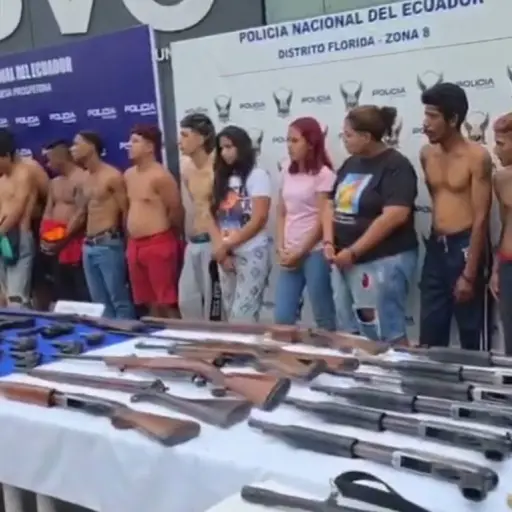 Operativo Apolo 5 deja 20 detenidos y el decomiso de cemento mezclado con cocaína en Guayas