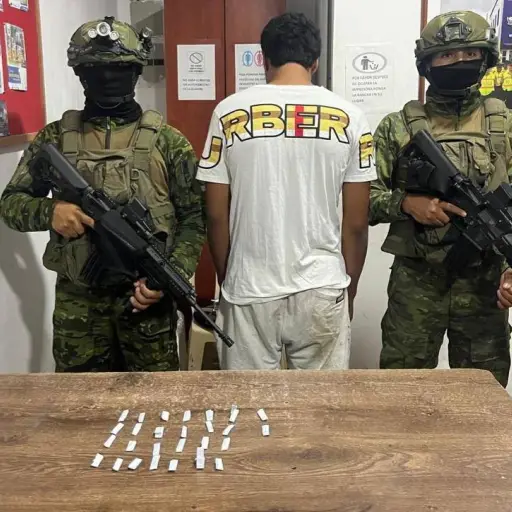 Ejército captura a presunto narcotraficante en Manabí