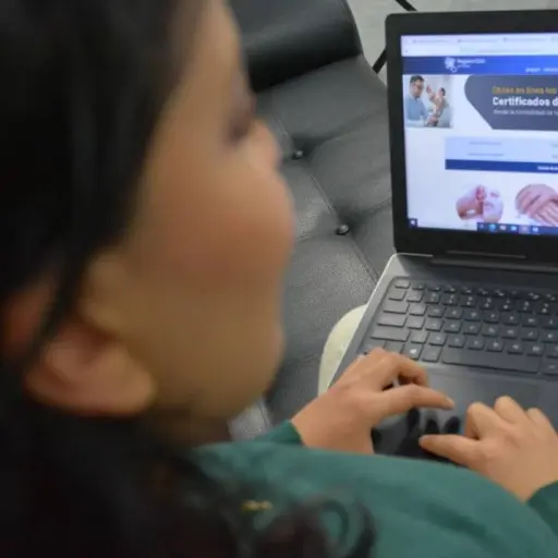 El Registro Civil habilita varios trámites en línea para gestionar documentos desde casa