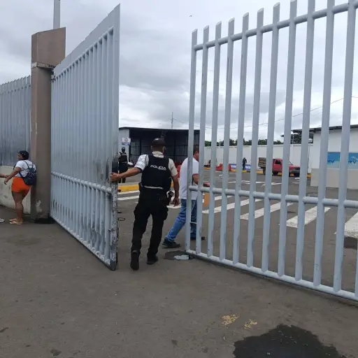 Exigen respeto a la ley frente a posible retiro de control municipal del tránsito