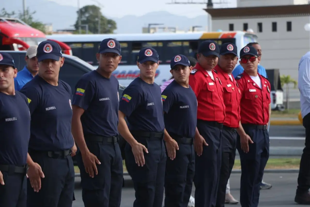 La recepción de documentos para los bomberos voluntarios finaliza el 7 de febrero en la Estación #2 de Tarqui., El Diario