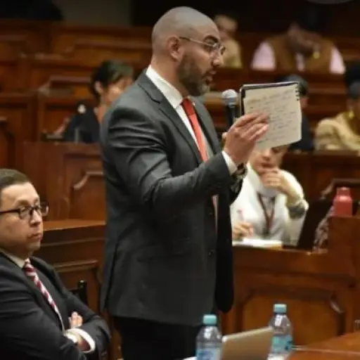 Godoy comparece ante la Asamblea y niega vínculos delictivos durante proceso de interpelación