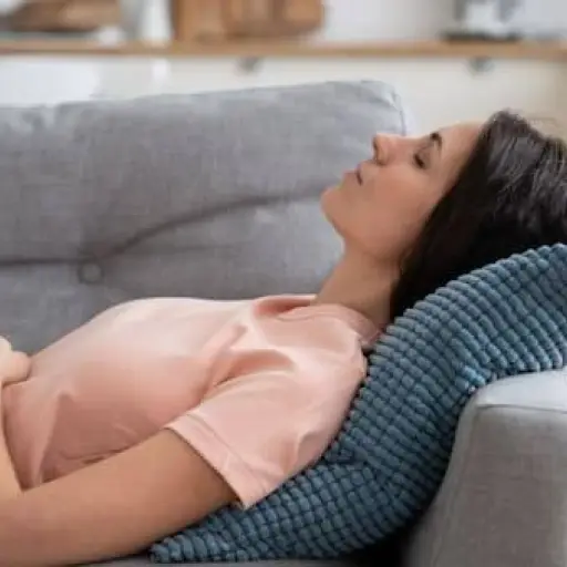 Una siesta breve mejora la capacidad de aprendizaje del cerebro, según estudio