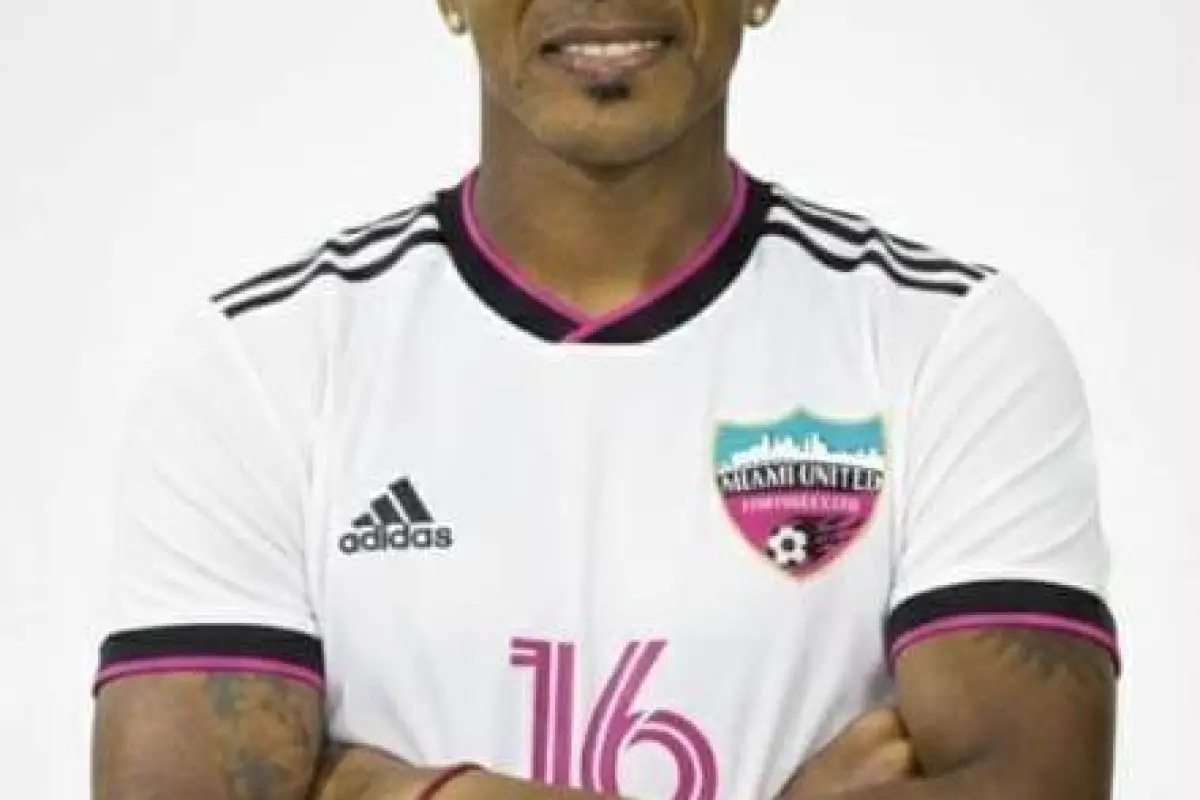 Marcos Cangá firma con Miami United FC tras finalizar su etapa en Liga de Portoviejo, redes sociales