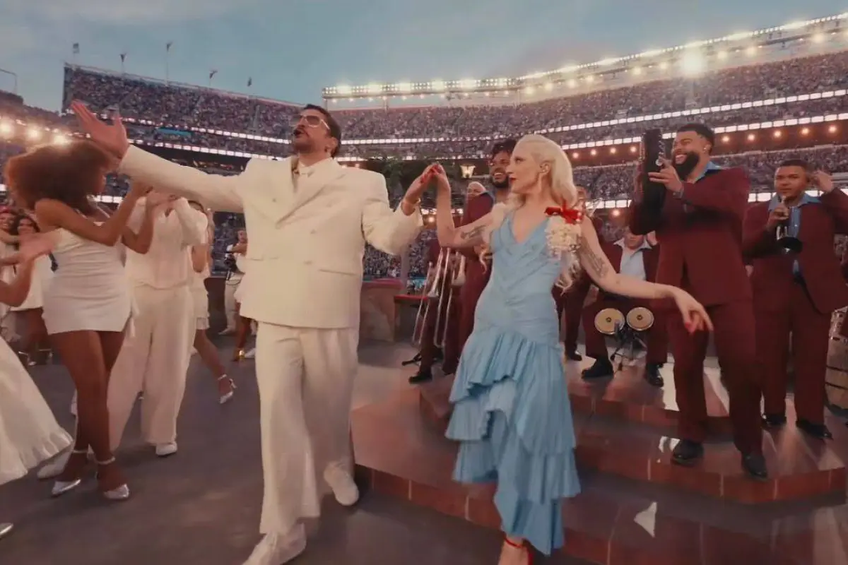 Bad Bunny y Lady Gaga fueron ovacionados por el público., NFL.