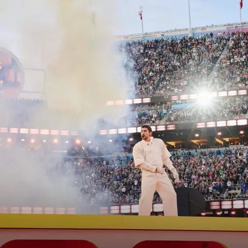 Bad Bunny convierte el Super Bowl en un manifiesto latino y crítica política