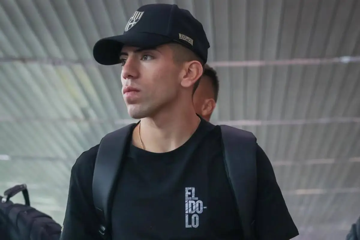 Braian Oyola, ex jugador de Barcelona SC, se une al Club Bolívar de La Paz.