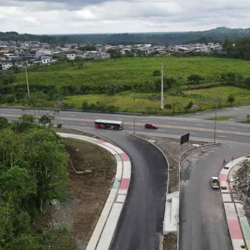Una casa impedía la curva de la avenida: así se corrigió el trazado de Las Delicias