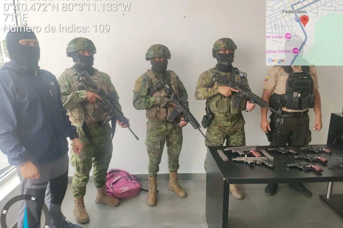 Pedernales: Ejército incauta armamento artesanal cerca del terminal terrestre