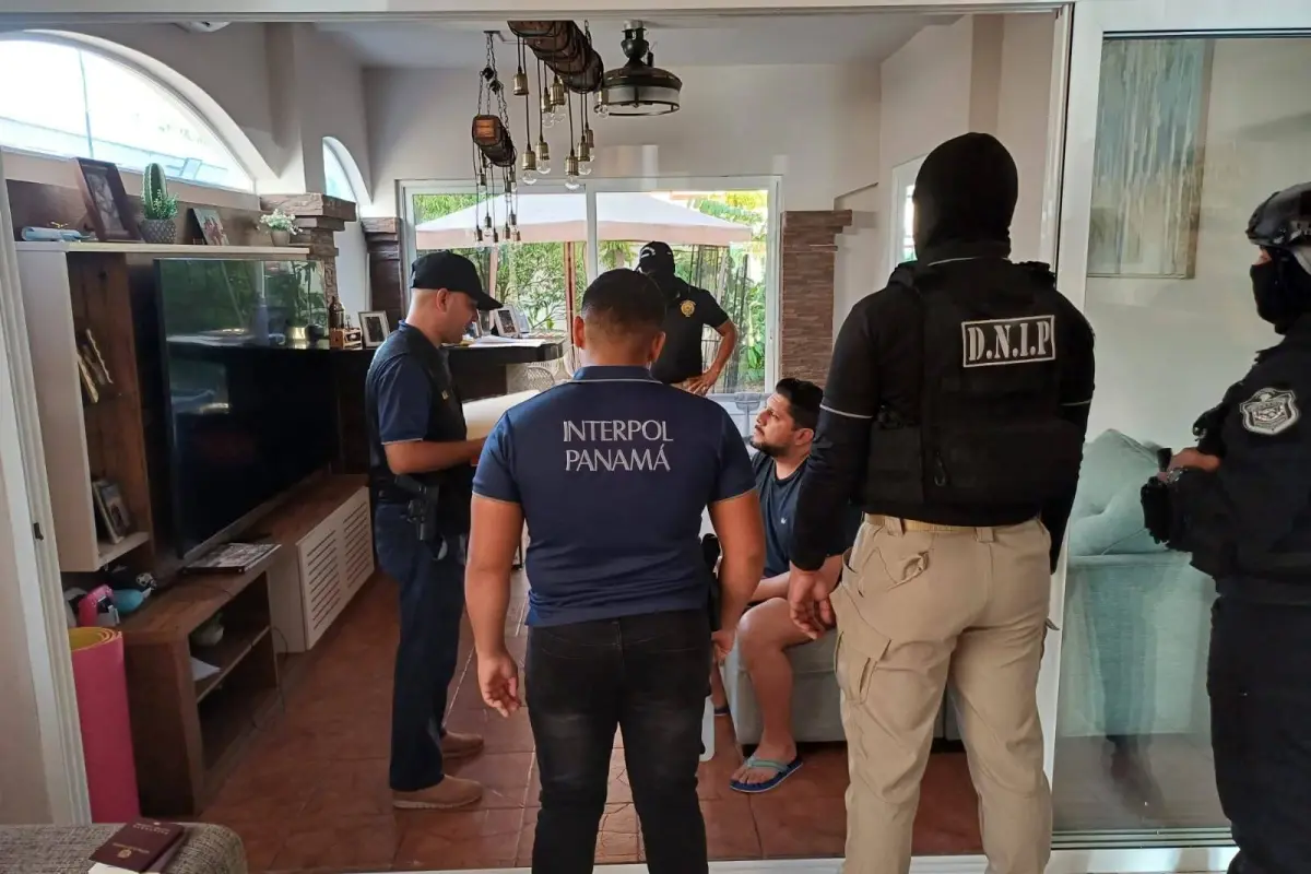 Defensa prevé extradición de Leonardo Cortázar desde Panamá en una o dos semanas., X: @JohnReimberg.