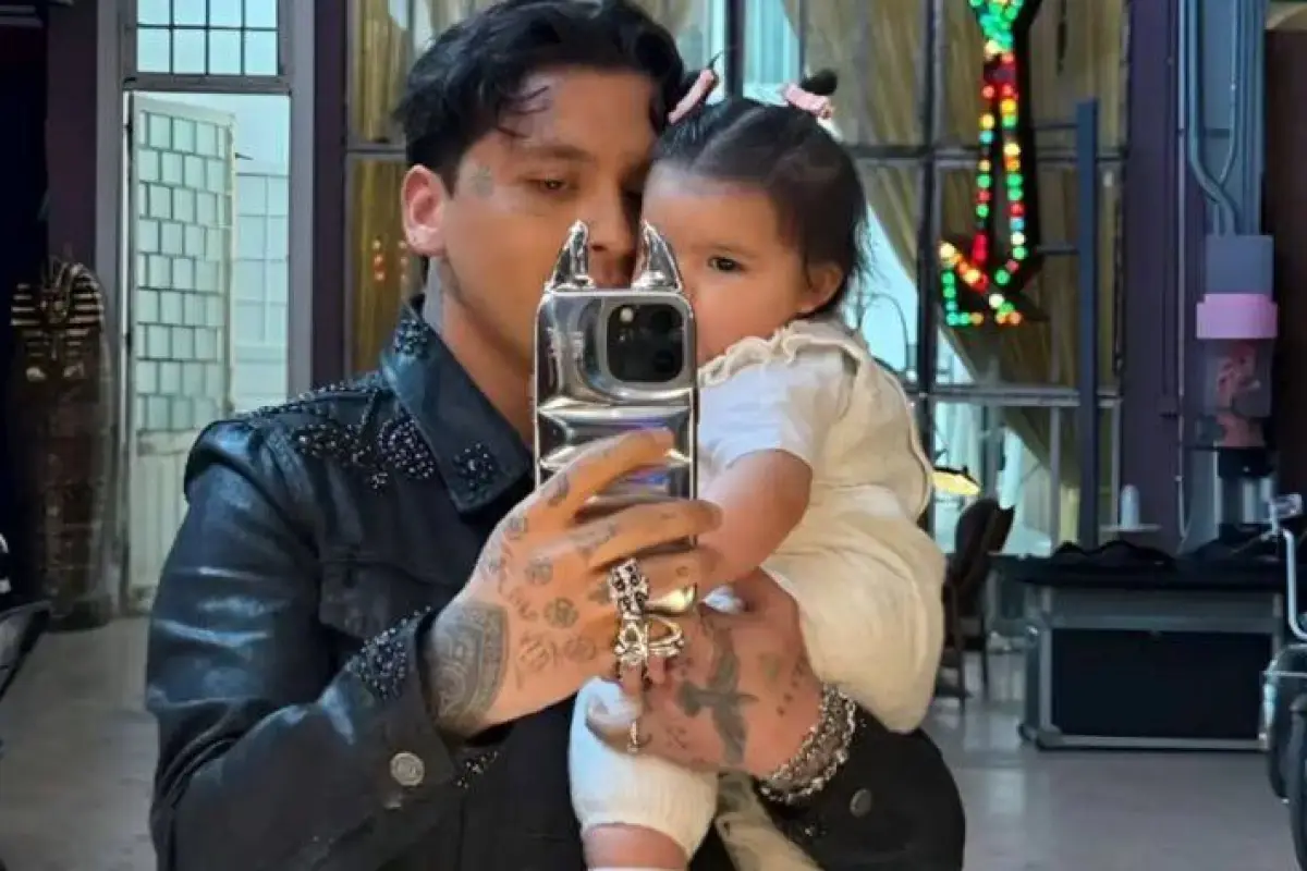 Christian Nodal 