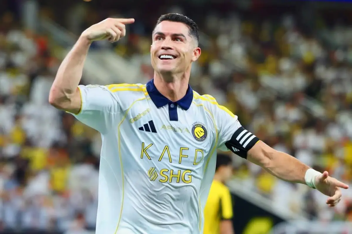 Cristiano Ronaldo, compra el 25% de las acciones de Almería