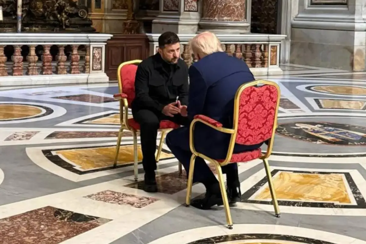 Volodimir Zelenski, presidente de Ucrania, durante anuncio sobre reunión con Estados Unidos y Rusia en marzo en Abu Dabi.