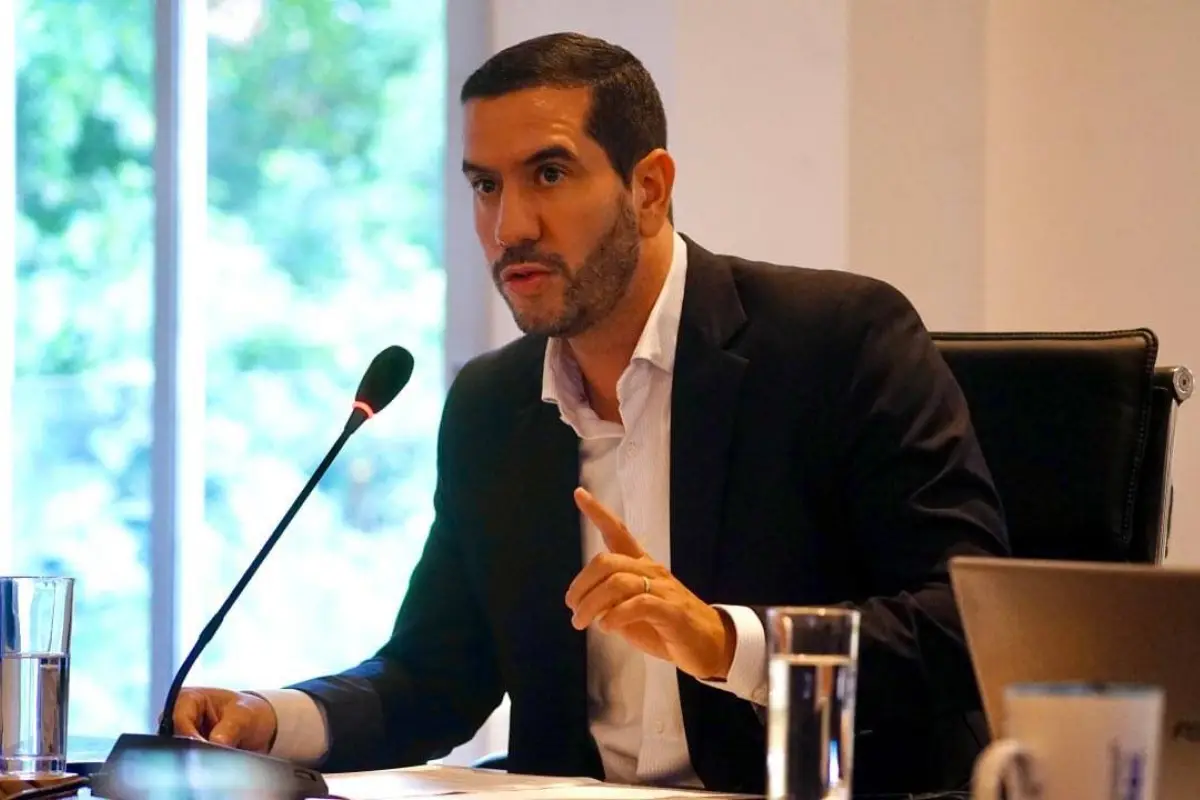 Roberto Luque, ministro de Infraestructura y Transporte, compareció en la Comisión de Fiscalización., X: @AsambleaEcuador. 