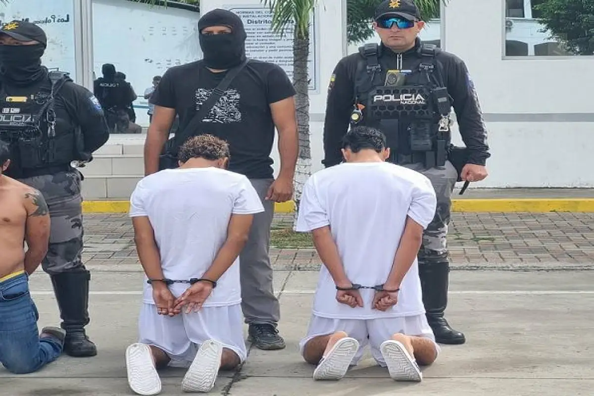 Los dos menores detenidos en el cantón Jaramijó con armas de fuego, La Marea