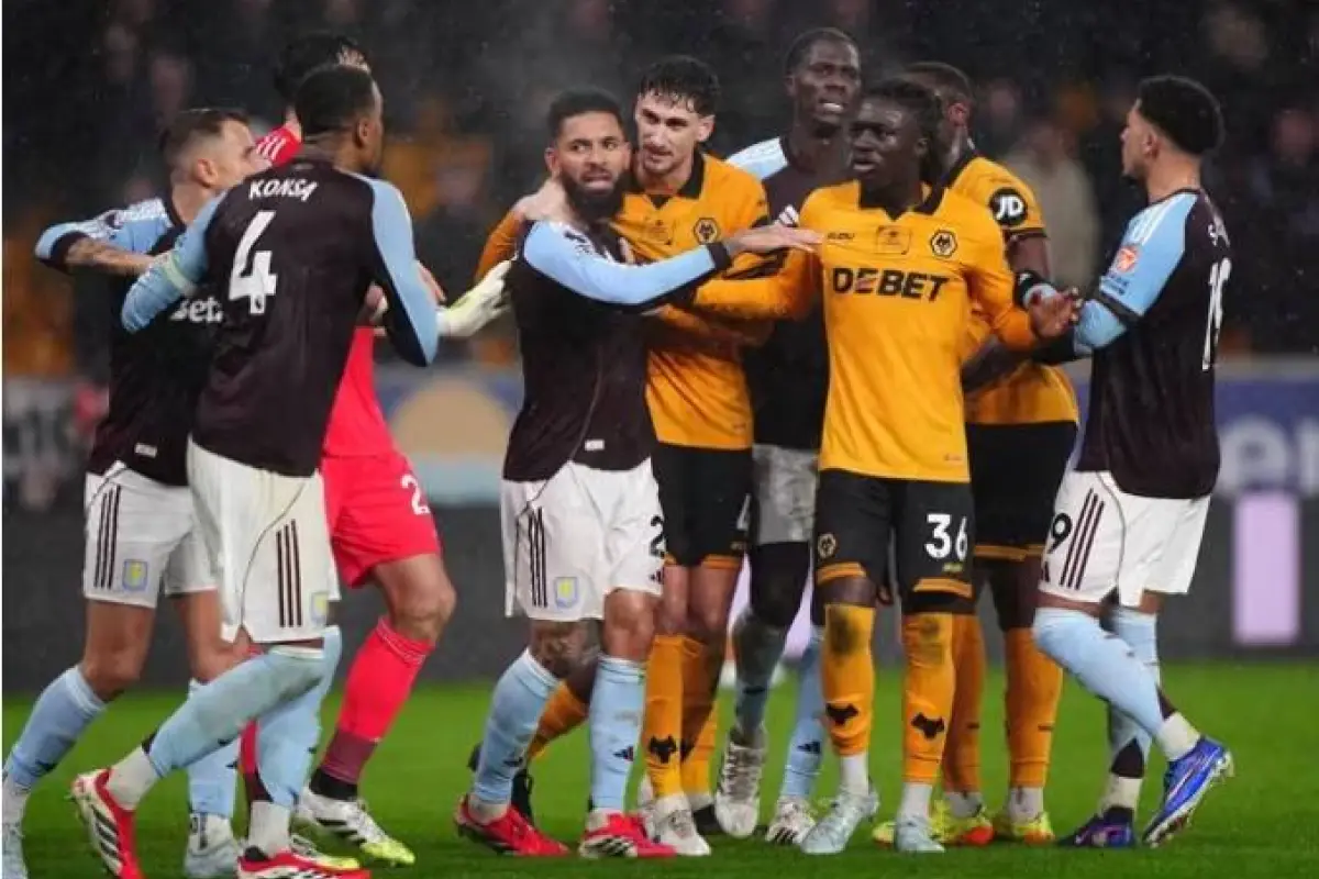 El Aston Villa amplía su mala racha ante el colista Wolverhampton., Europa Press.