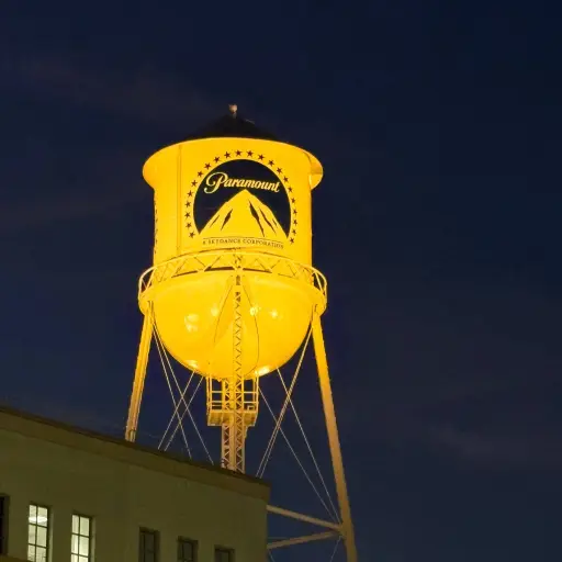 Paramount compra Warner Bros. Discovery por 110.000 millones de dólares y redefine el mercado audiovisual