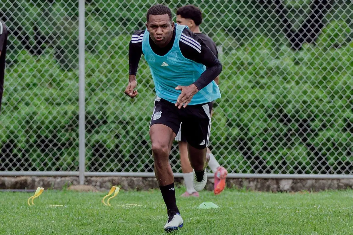 La planificación del equipo azul continúa pensando en Delfín., X Emelec.