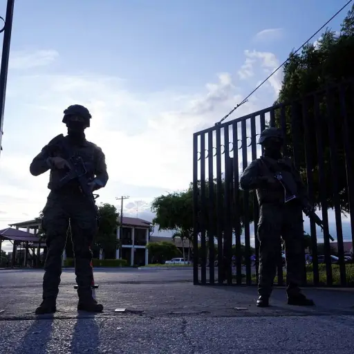  Militares en servicio activo piden intervención de la Corte Constitucional en ley de seguridad social de las FF.AA.