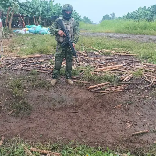 La Concordia: militares decomisan 10.000 galones de combustible sustraído del poliducto