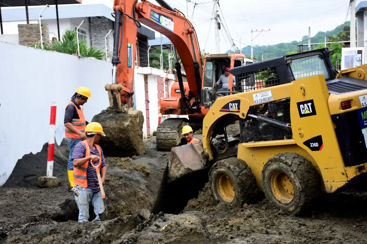 Las obras que se ejecutan con los créditos de multilaterales, están considerados dentro del presupuesto de inversión., El Diario