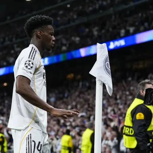 Real Madrid expulsa a aficionado por realizar saludo nazi en el Bernabéu